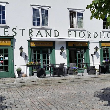 Tvedestrand Fjordhotell - Unike Hoteller Exteriér fotografie